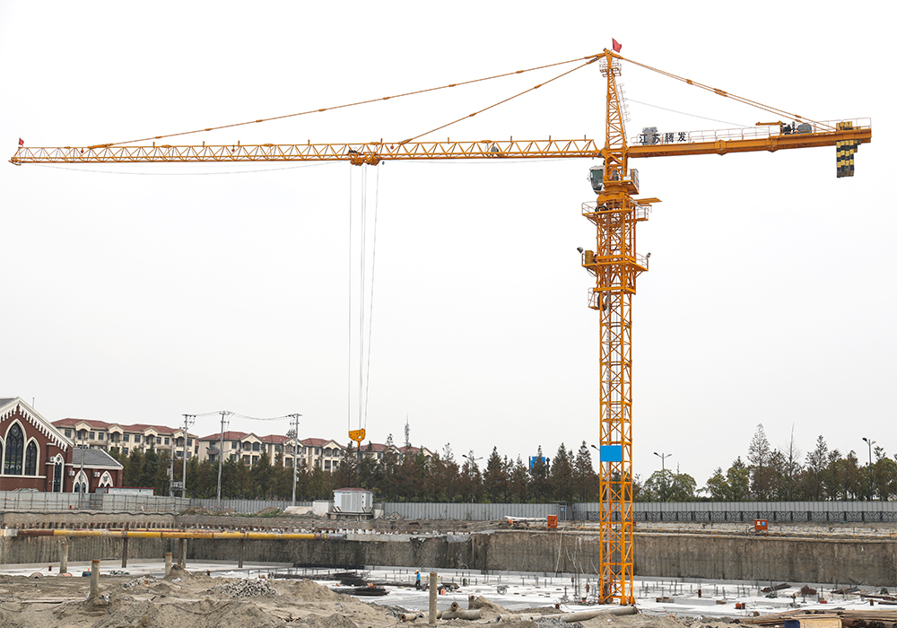 QTZ100 (6013) TOPKIT TOWER CRANE 6T 8T Doppelrotation
